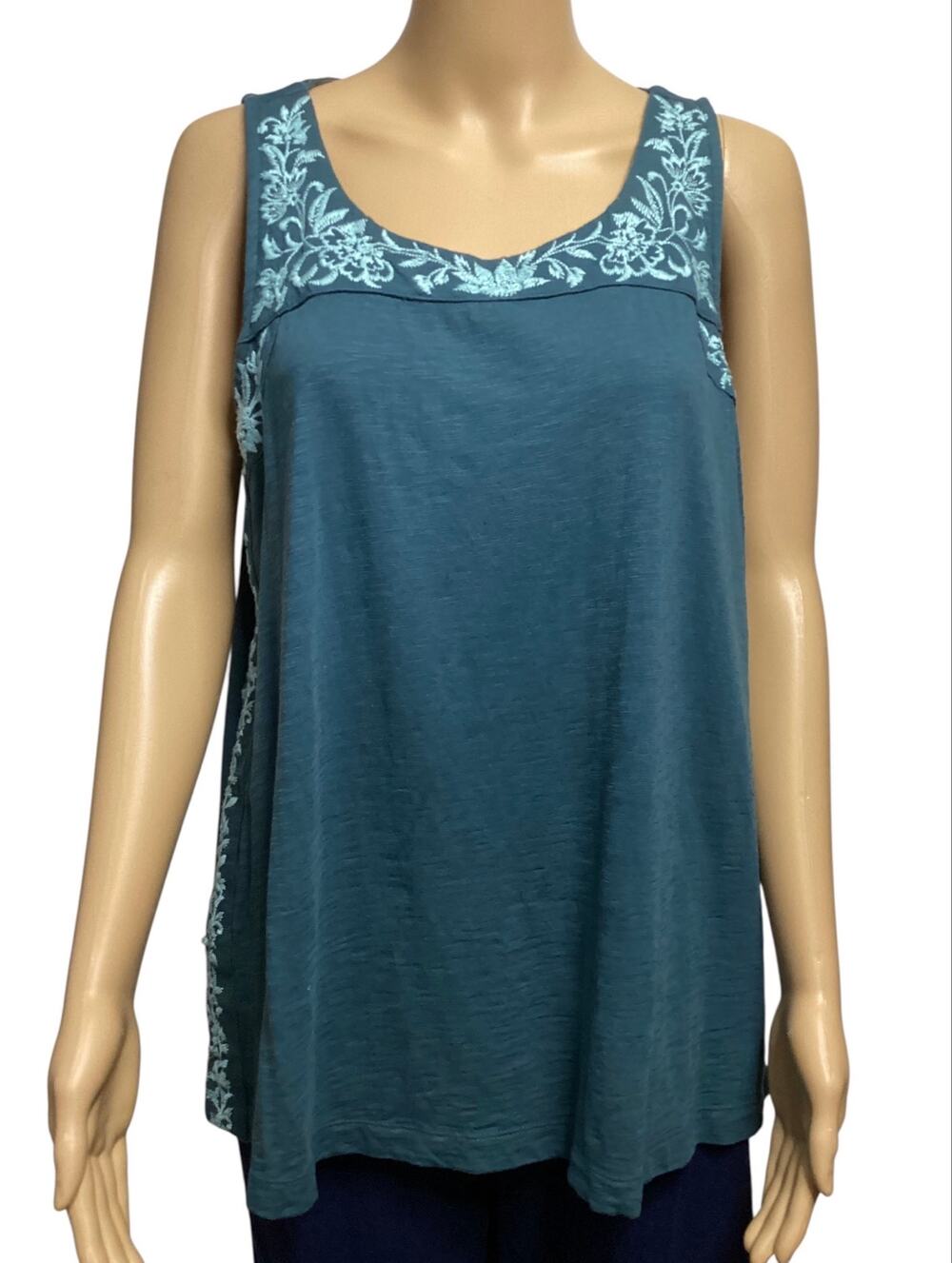 J.Jill Teal Blue Floral Embroidered Scoop Neck Tank Top
Size L